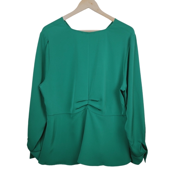 Eloquii Twist-Front Peplum Blouse Top Size 18 Kelly Green Surplice Snap-Front - Picture 9 of 12